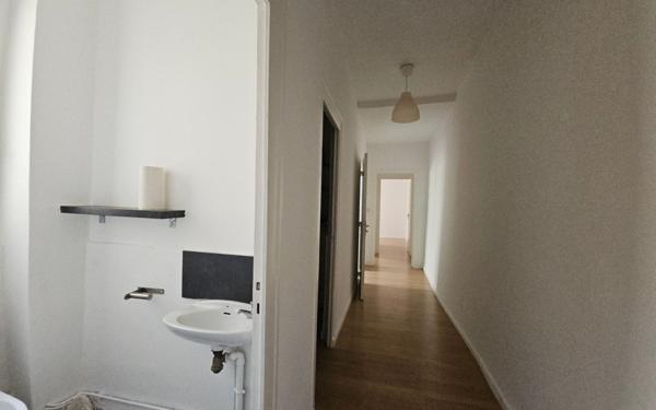 Appartement à vendre    4 pièces • 105,66 m2 Saint-Étienne