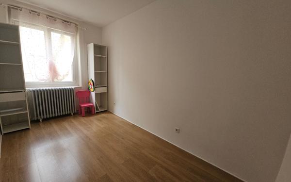 Appartement à vendre    4 pièces • 105,66 m2 Saint-Étienne