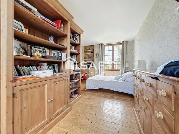 Grande demeure de caractère avec piscine