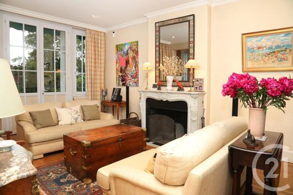 Maison à vendre  10 pièces - 245 m2 SENLIS - 60