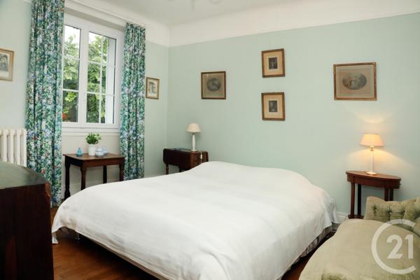 Maison à vendre  10 pièces - 245 m2 SENLIS - 60