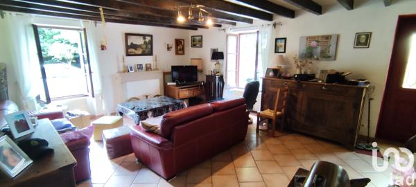Maison à vendre 4 pièces 145 m² Saint-Martin-la-Pallu