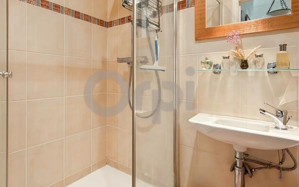 Appartement à vendre    4 pièces • 69,83 m2 Vincennes