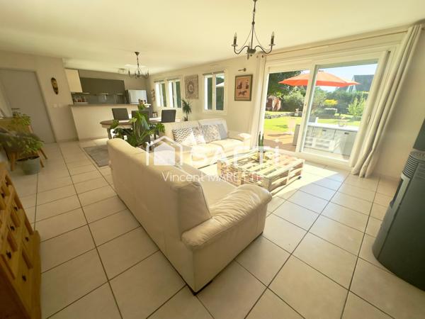 Maison familial de 140 m² à Saint-Maximin – Vie de plain-pied & beaux volumes