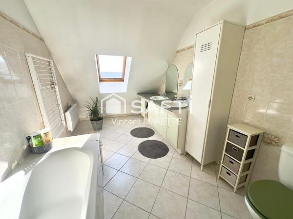 Maison familial de 140 m² à Saint-Maximin – Vie de plain-pied & beaux volumes