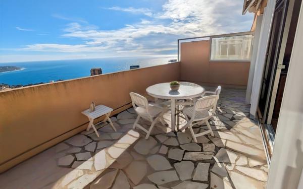 Appartement à vendre    3 pièces • 69 m2 Beausoleil