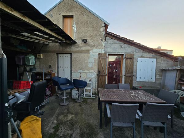 Maison Reze 75 m2 sur grand terrain au calme