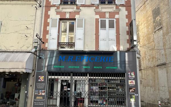 Immeuble à vendre    2 pièces • 135,89 m2 Coulommiers