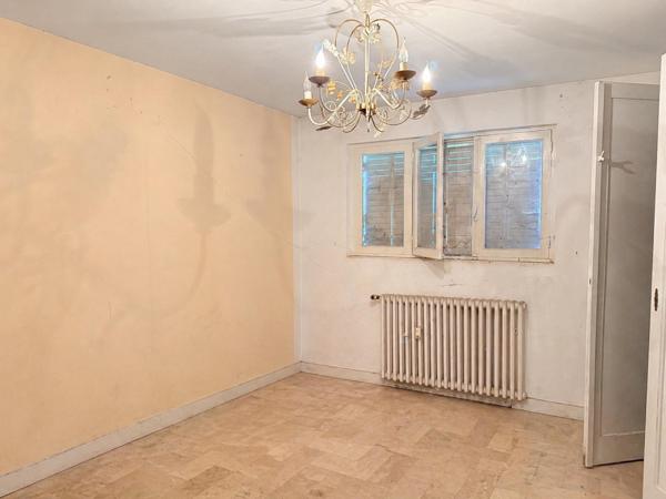Maison familiale 6 chambres avec sous-sol