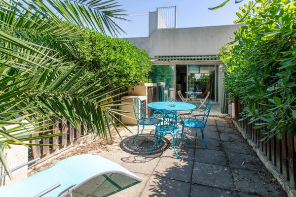 Appartement rez de jardin à Port Camargue - Résidence avec piscine
