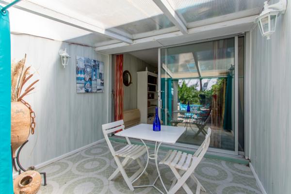 Appartement rez de jardin à Port Camargue - Résidence avec piscine