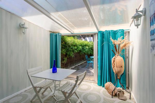 Appartement rez de jardin à Port Camargue - Résidence avec piscine