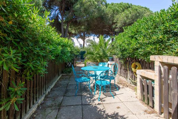 Appartement rez de jardin à Port Camargue - Résidence avec piscine