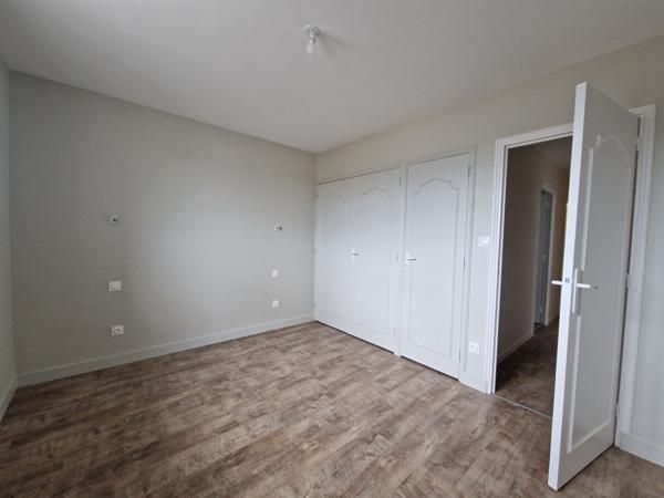 Appartement Doue En Anjou 4 pièce(s) 110 m2