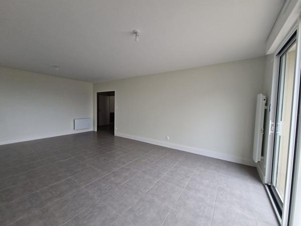 Appartement Doue En Anjou 4 pièce(s) 110 m2