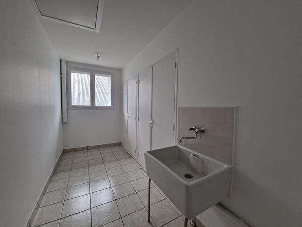 Appartement Doue En Anjou 4 pièce(s) 110 m2