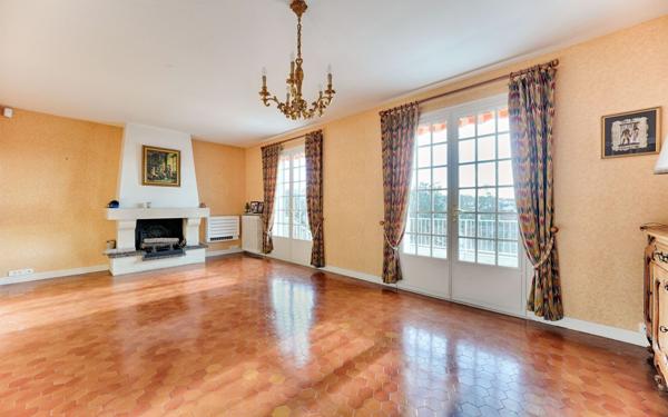 Maison à vendre    6 pièces •  Sucy-en-Brie