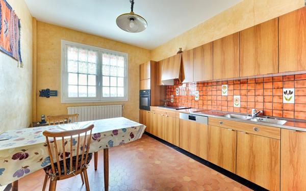 Maison à vendre    6 pièces •  Sucy-en-Brie