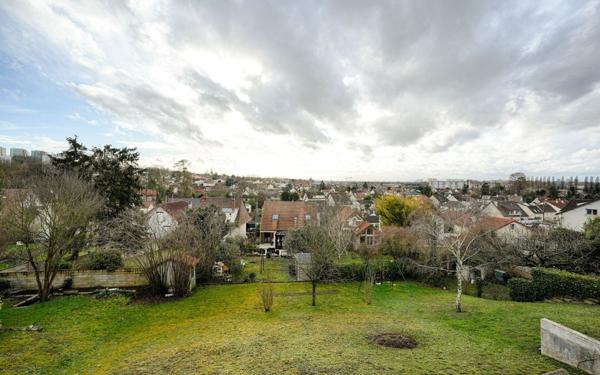 Maison à vendre    6 pièces •  Sucy-en-Brie