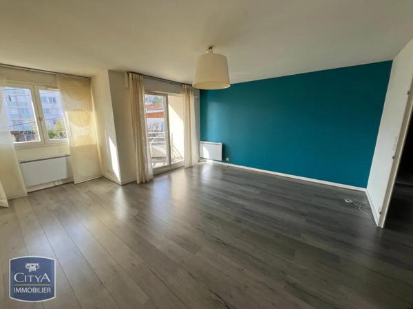 Appartement à louer 3 pièces 70.11m² Clermont-Ferrand (63100)