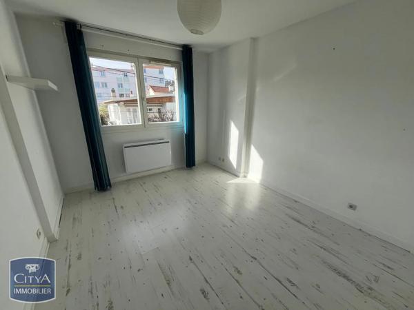 Appartement à louer 3 pièces 70.11m² Clermont-Ferrand (63100)