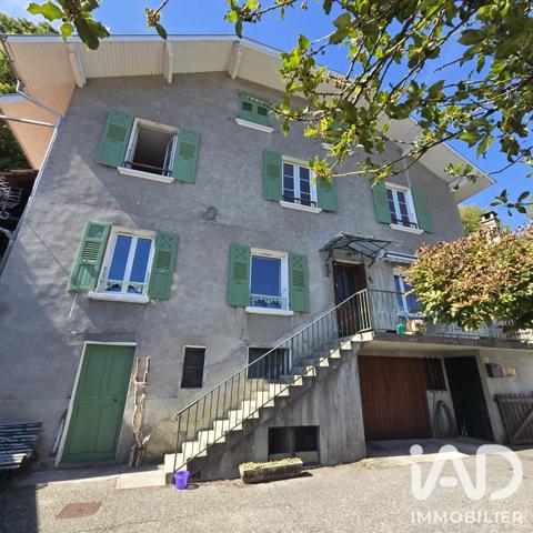 Maison à vendre 6 pièces 207,84 m² Allevard