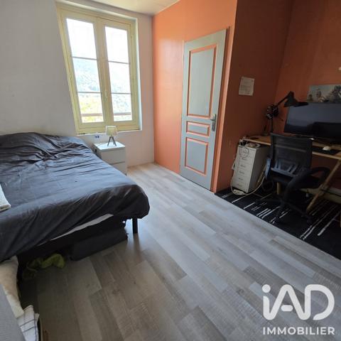 Maison à vendre 6 pièces 207,84 m² Allevard