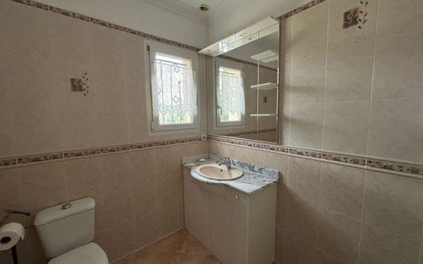 Maison à vendre    7 pièces •  Marguerittes