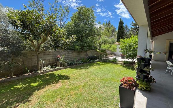 Maison à vendre    7 pièces •  Marguerittes