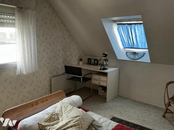 AV VENDRE-VANNES secteur GARE NORD-MAISON TRADITIONNELLE non mitoyenne 6p