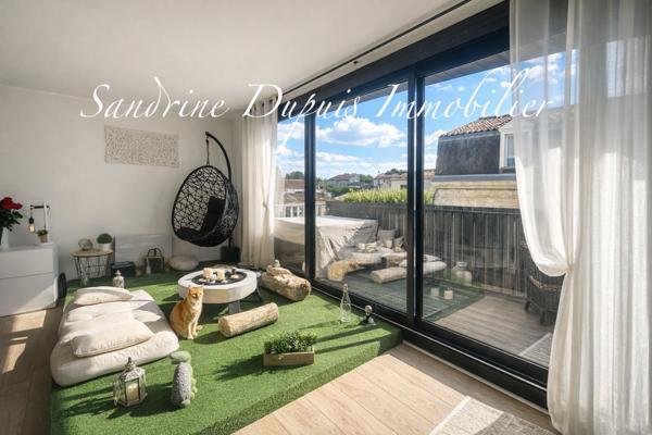 Saintes (17100) T5 centre-ville – 4 chambres – dernier étage – sans charges