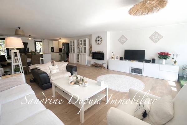 Saintes (17100) T5 centre-ville – 4 chambres – dernier étage – sans charges