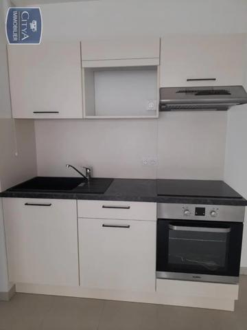 Appartement à louer 2 pièces 41.88m² Fréjus (83600)