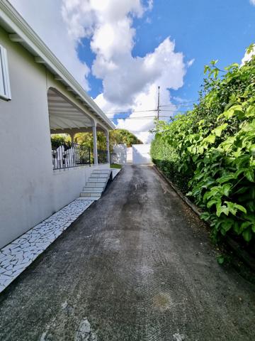 Petit-Bourg (97170) JOLIE VILLA F4 à PETIT-BOURG