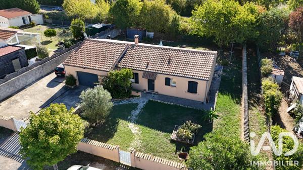 Maison à vendre 4 pièces 103 m² Saint-Yrieix-sur-Charente