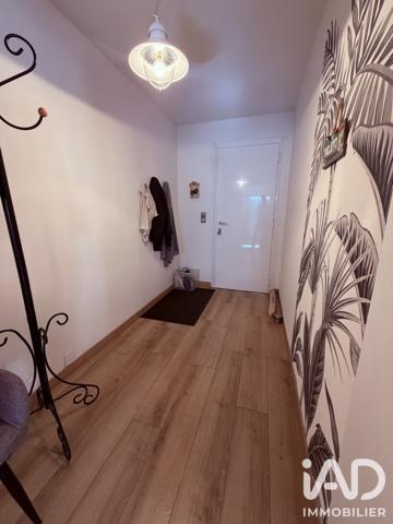 Maison à vendre 4 pièces 103 m² Saint-Yrieix-sur-Charente