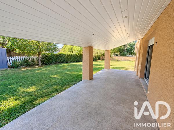 Maison à vendre 4 pièces 103 m² Saint-Yrieix-sur-Charente