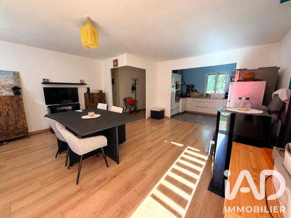 Maison à vendre 4 pièces 103 m² Saint-Yrieix-sur-Charente