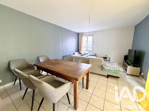 Maison à vendre 4 pièces 103 m² Saint-Yrieix-sur-Charente