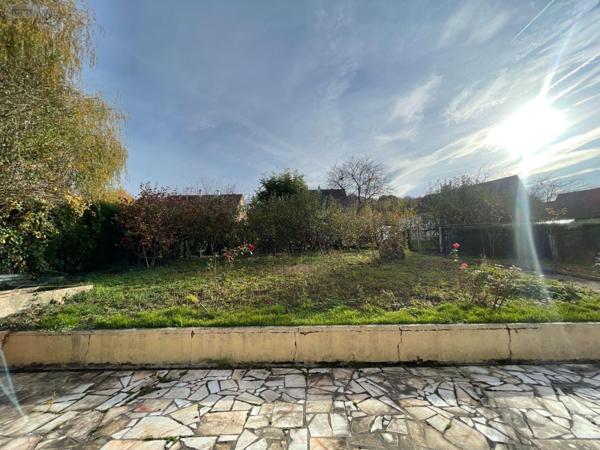 Pavillon à vendre à Arcisses dans l'Eure-et-Loir (28400), ref : 251017