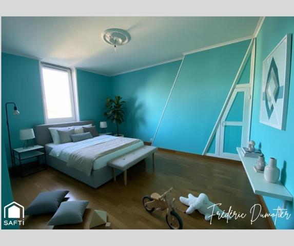 Superbe maison bourgeoise en centre ville avec 3 chambres, 1 dressing et espace extérieur