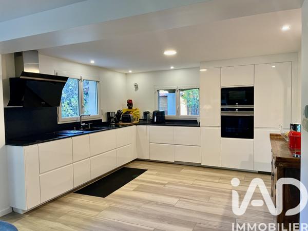 Maison (prestige) à vendre 9 pièces 246 m² La Tour-de-Salvagny