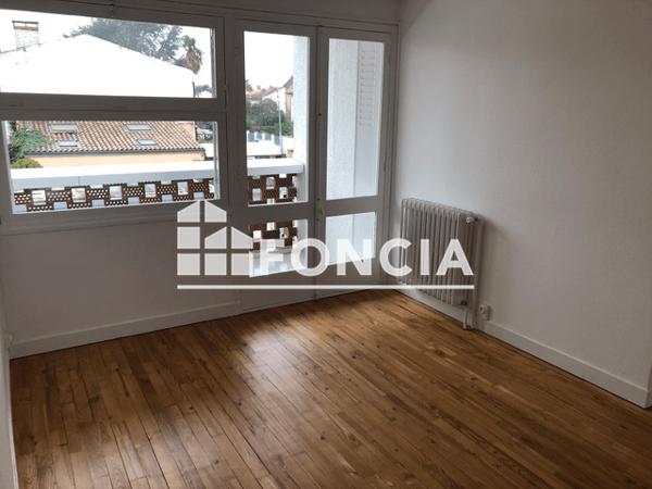 Location Appartement 4 pièces 70 m² - 22-24 RUE GEORGES BIZET Toulouse 31500