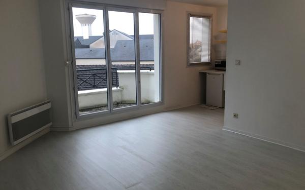 Appartement à louer    1 pièce •  La Chapelle-Saint-Mesmin