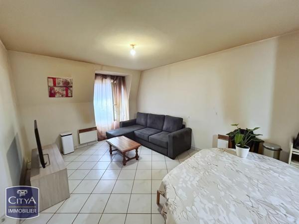 Appartement à vendre 2 pièces 54m² Saint-Quentin (02100)