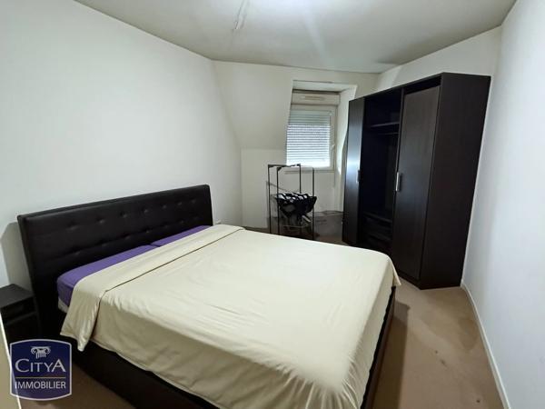 Appartement à vendre 2 pièces 54m² Saint-Quentin (02100)