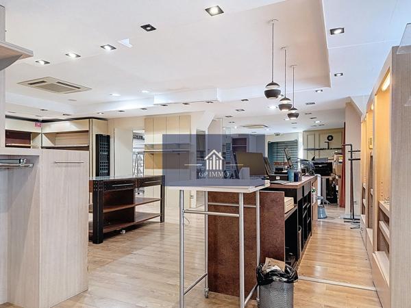 Local Commercial - 200 m²