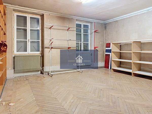 Local Commercial - 200 m²