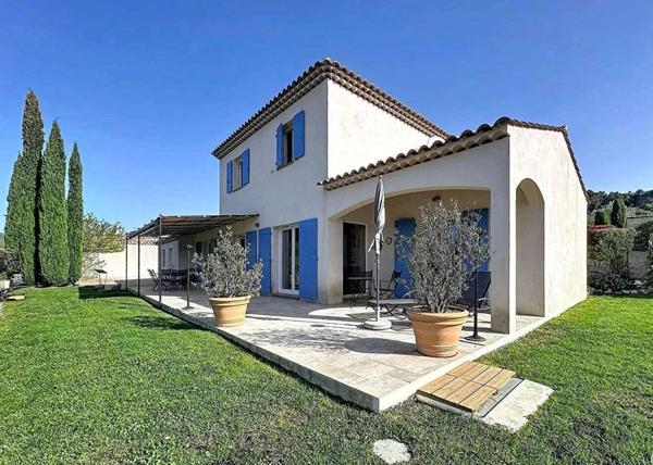 Vente Maison 4 pièces 129 m2 à Pourrières