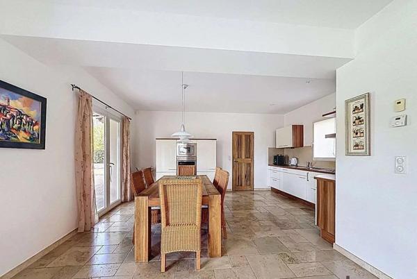 Vente Maison 4 pièces 129 m2 à Pourrières